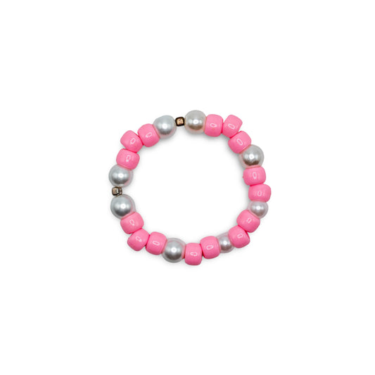 Beaded bracelet with pink and silver beads