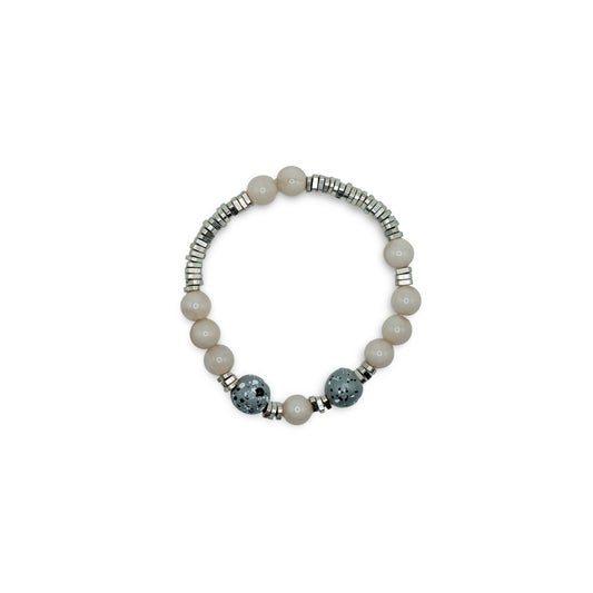 Beaded bracelet with white and blue beads